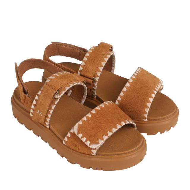 Ciara Sandel, CHESTNUT, hi-res image number 0