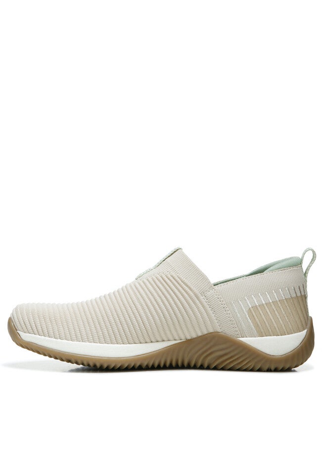 Echo Knit Outdoor Sneaker, , alternate image number null