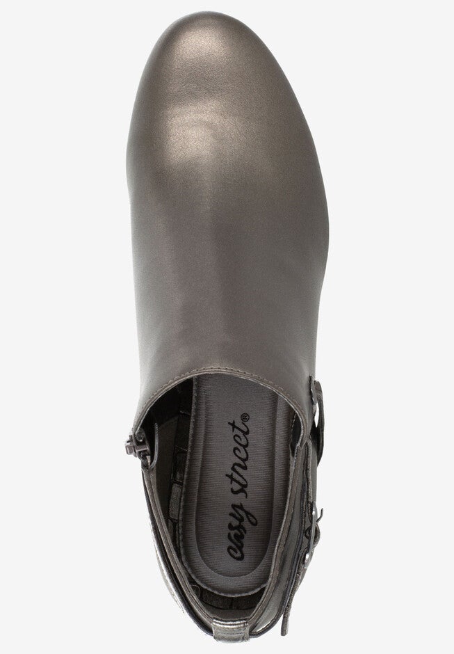 Freda Shootie , , alternate image number null