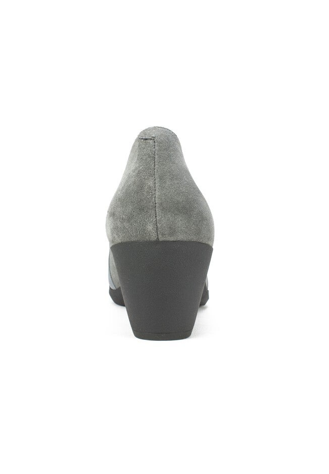 Anna Pump by Cliffs by White Mountain, , on-hover image number null