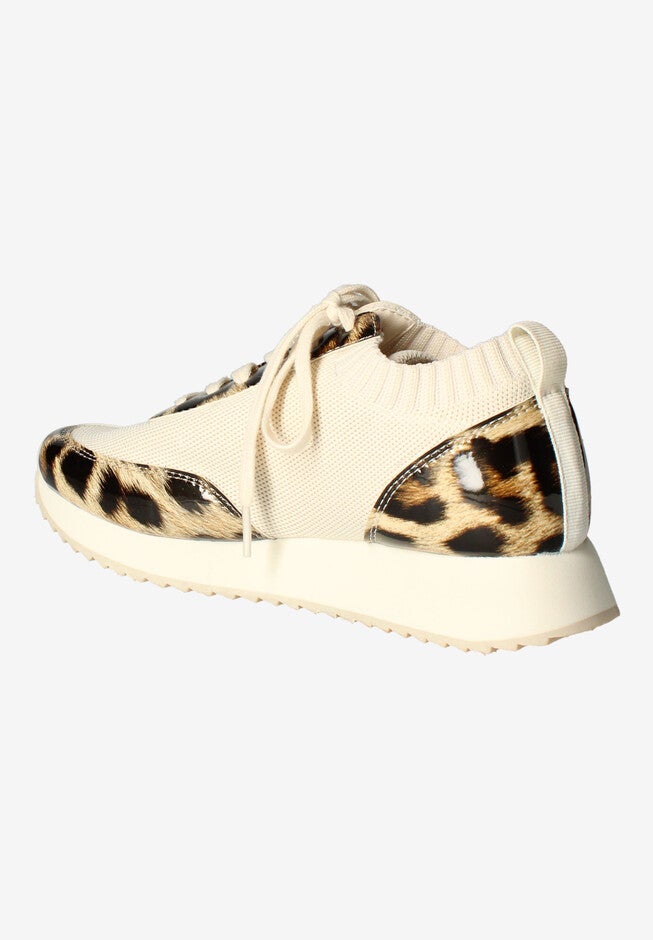Kavina Sneaker, , on-hover image number null