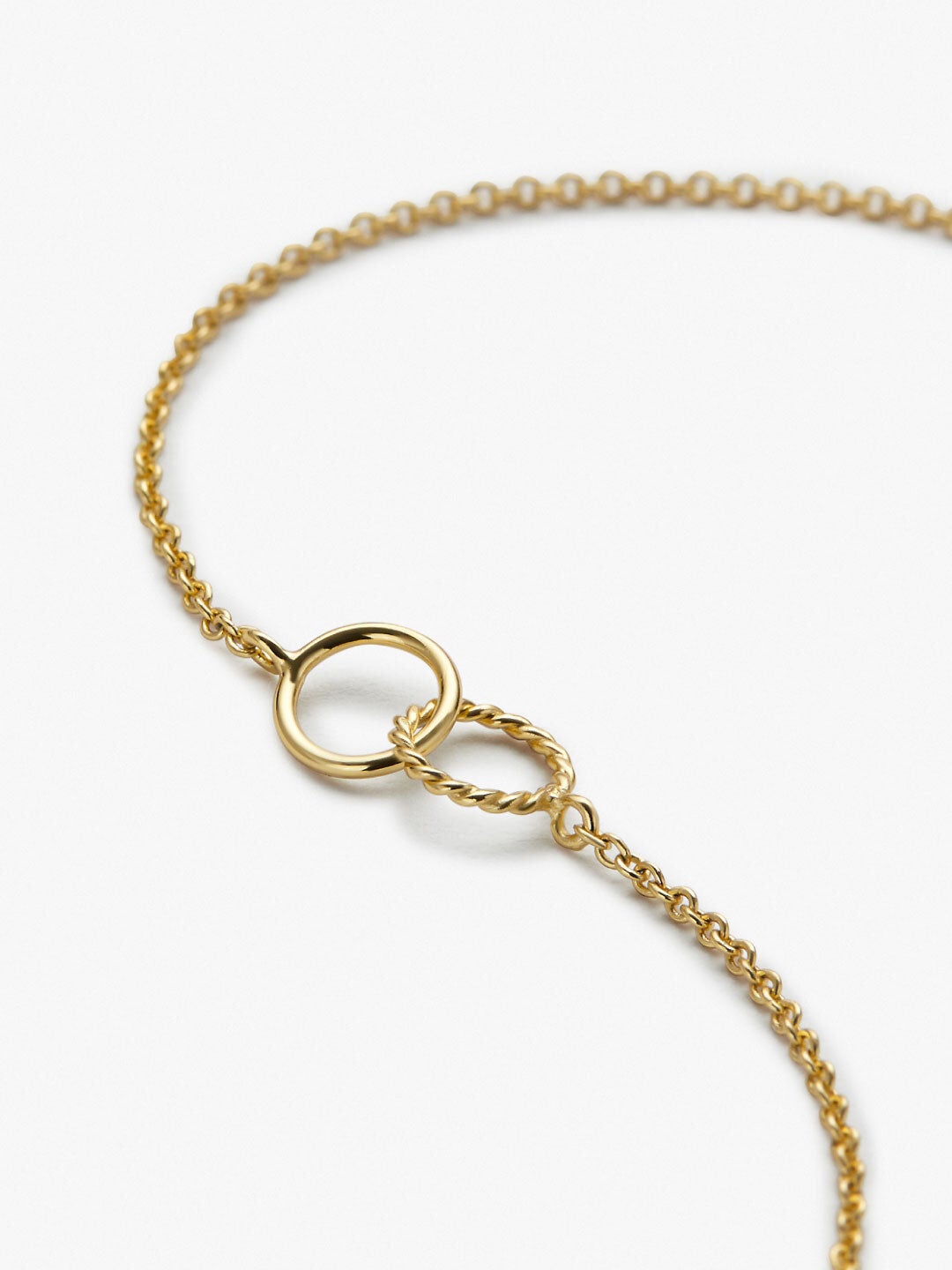 Sam Interlocking Circles Necklace, GOLD, alternate image number 2