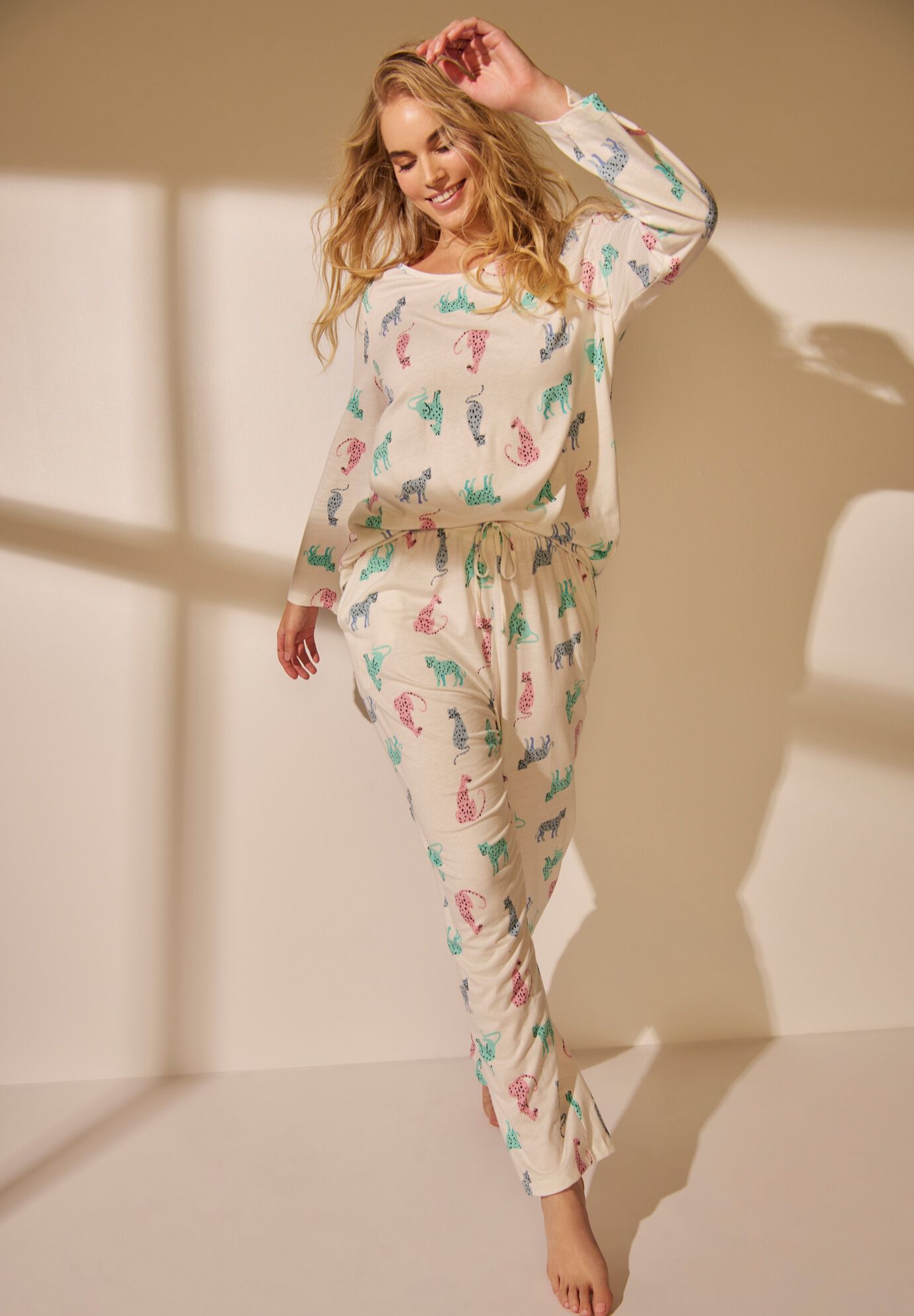 Three-Quarter Sleeve Pajama Set, , alternate image number 6