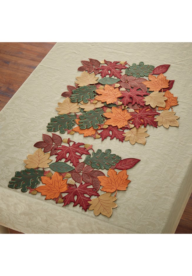 Set of 4 Embroidered Cut-Out Placemats image number 0