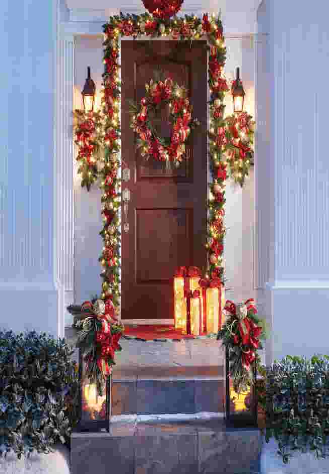 9' Pre-Lit Ribbon Garland image number 1