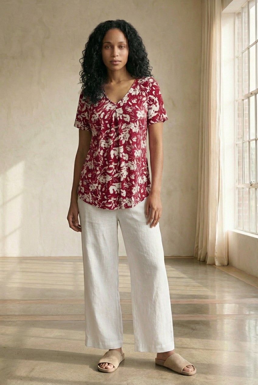 Stretch Knit V-neck Short Sleeve Inverted Pleat Tunic image number 2