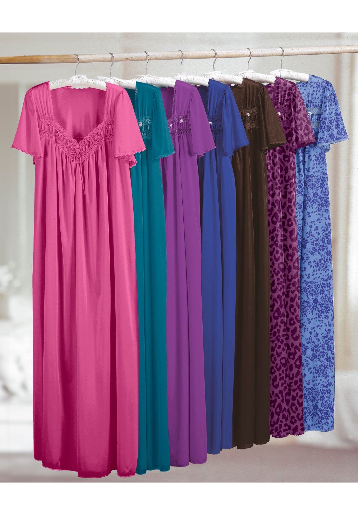 Short Silky Lace-Trim Gown image number 6