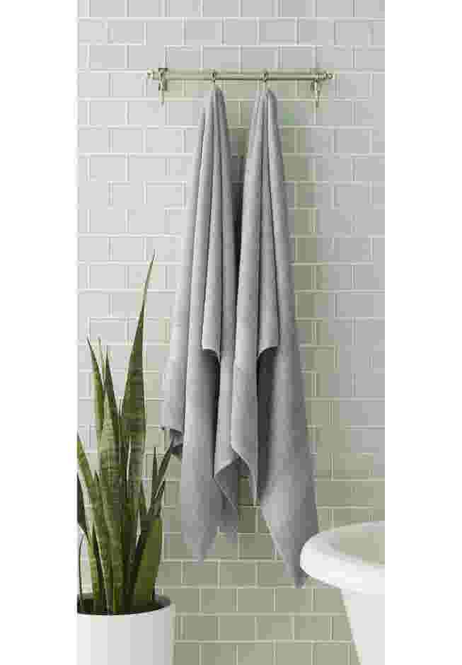 BH Studio 2-Pc. Bath Towel Set image number 0