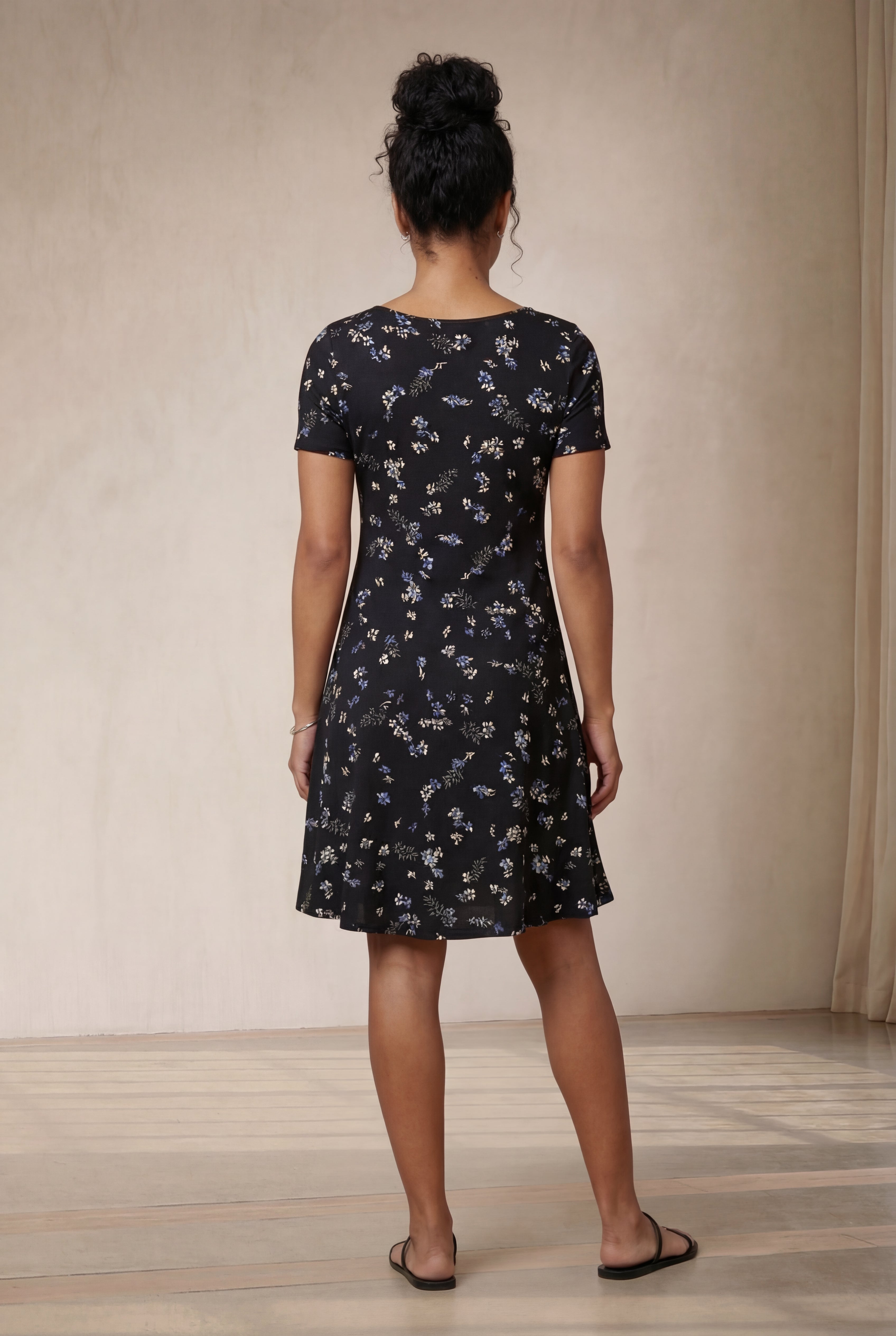 Stretch Knit Scoop Neck Short Sleeve A Line Dress image number 1