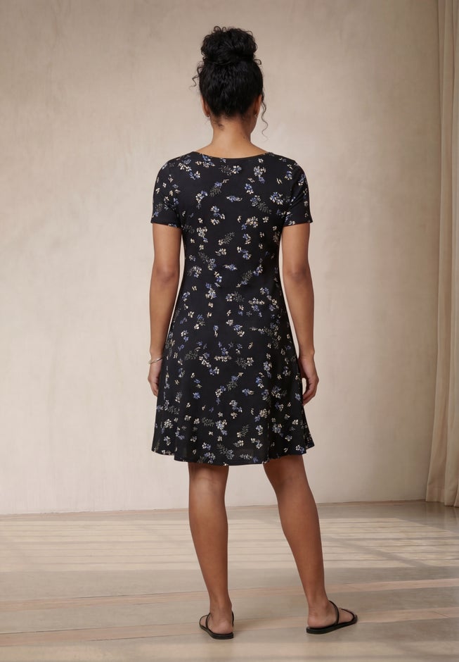 Stretch Knit Scoop Neck Short Sleeve A Line Dress image number 1