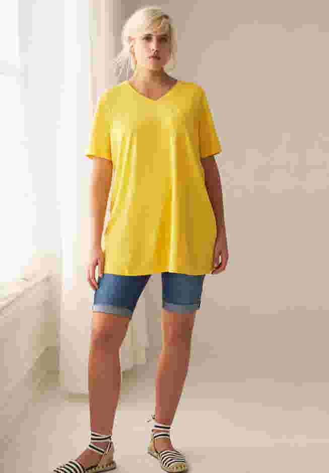 Denim Bermuda Shorts image number 5