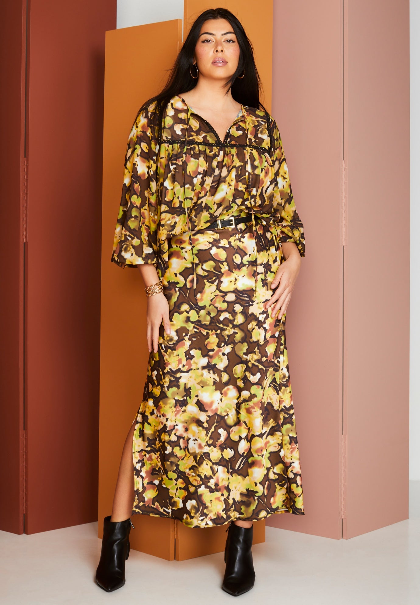 Satin Side-Slit Midi Skirt image number 0