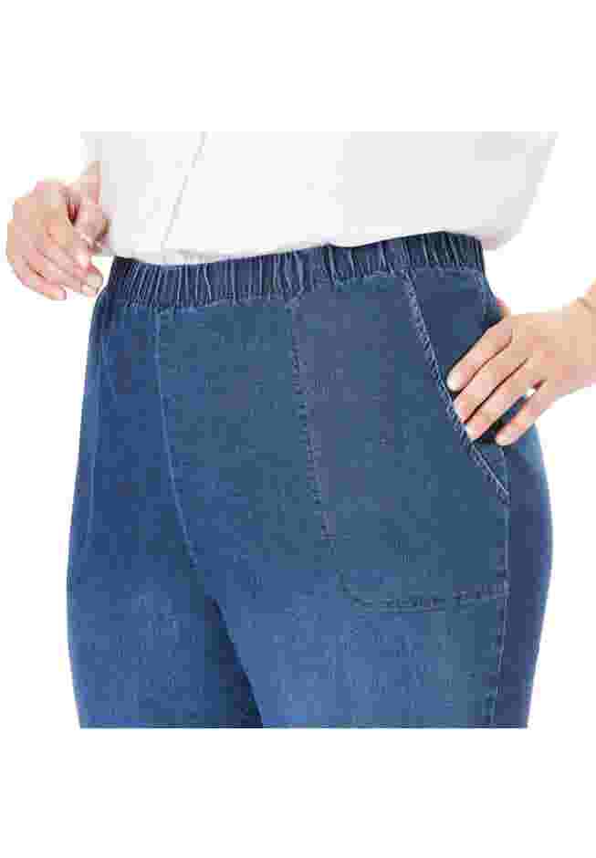 Womens Plus-Size Straight Leg Fineline Pull-On Stretch Denim Jeans image number 6
