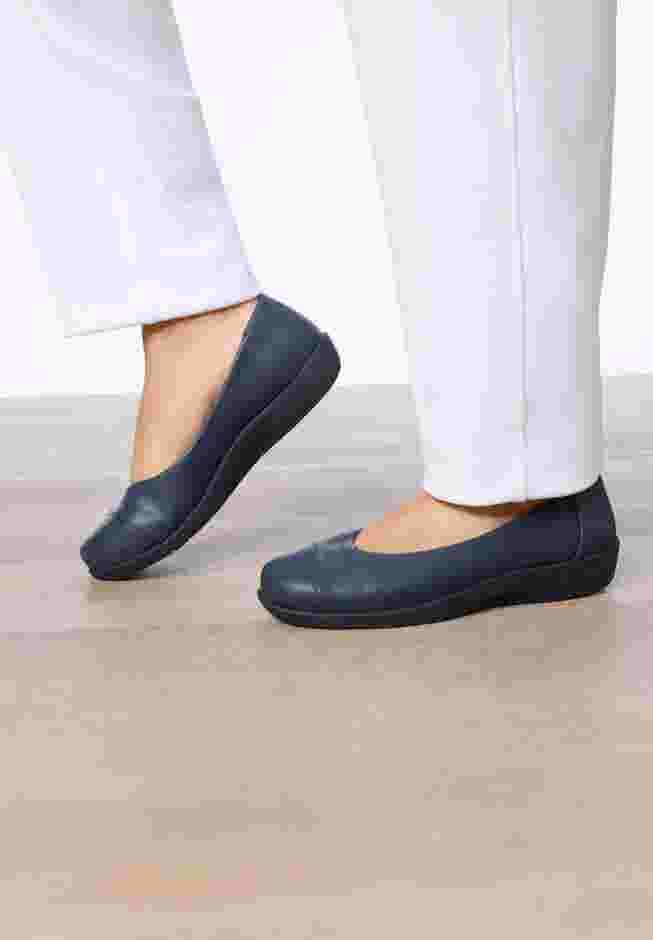 The Gab Slip On Flat image number 0