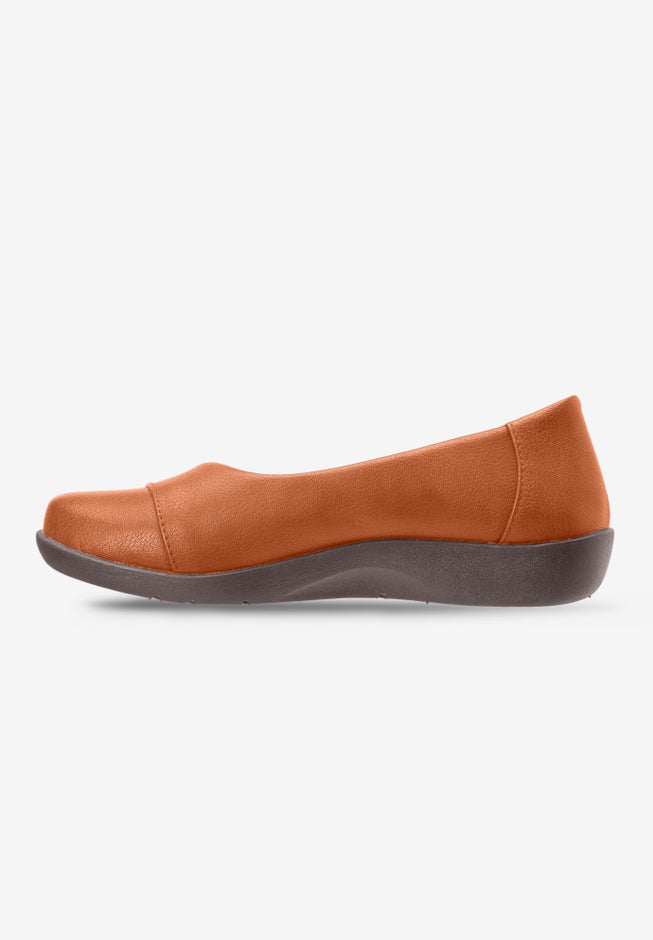 The Gab Faux Leather Slip On Flat image number 4