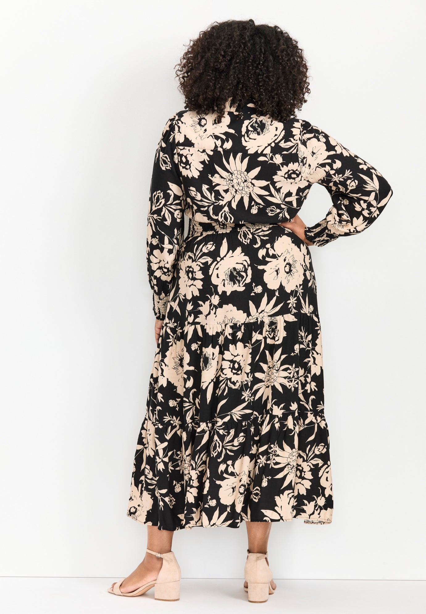Shiloh Tiered Maxi Dress image number 1