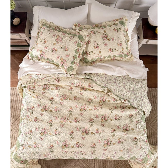 Charlotte Bedspread image number 3