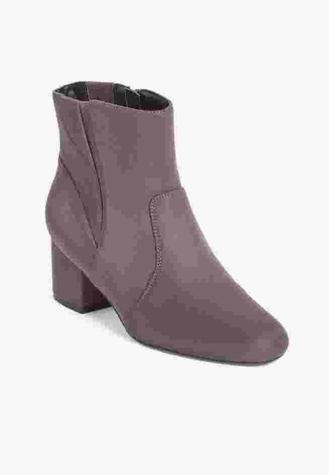 The Robin Bootie image number 0