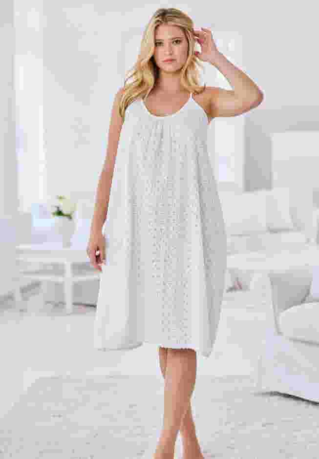Breezy Eyelet Short Nightgown image number 4