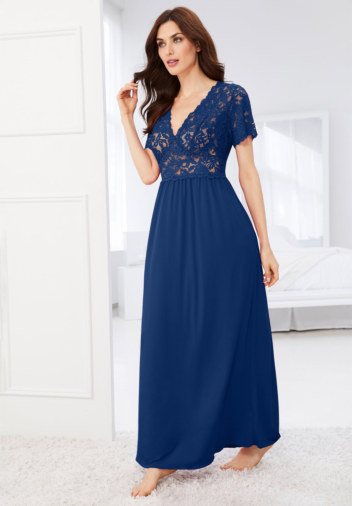 Long Lace Top Stretch Knit Gown image number 4