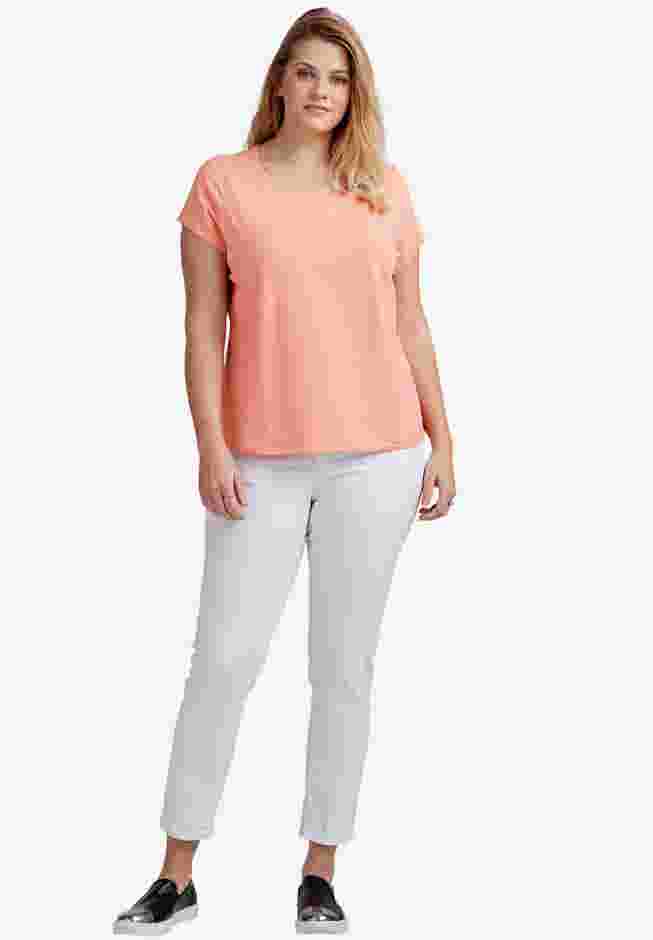 Scoop Neck Tee image number 2