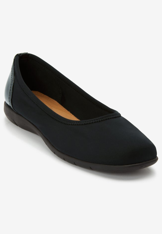 The Lyra Slip On Flat image number 0