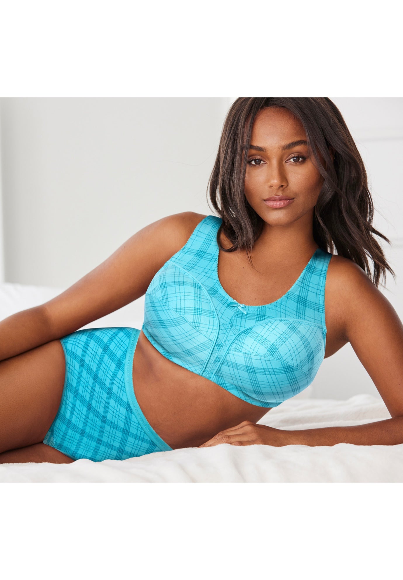 Cotton Back-Close Wireless Bra image number 5