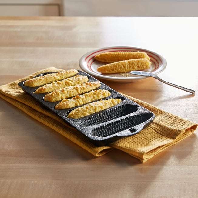 Pre-Seasoned Cast Iron Cornbread Baking Tray image number null