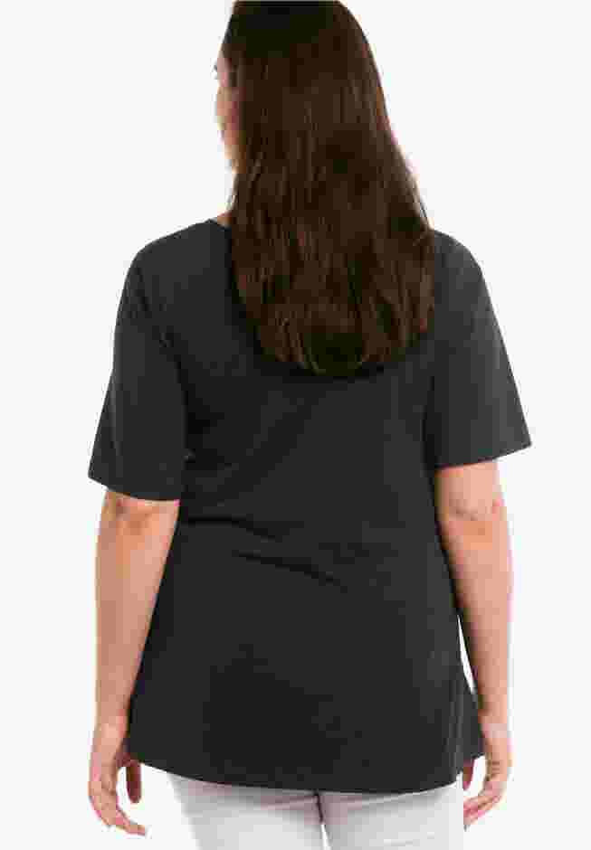 Scoop Neck Hanky Hem Tunic image number 1