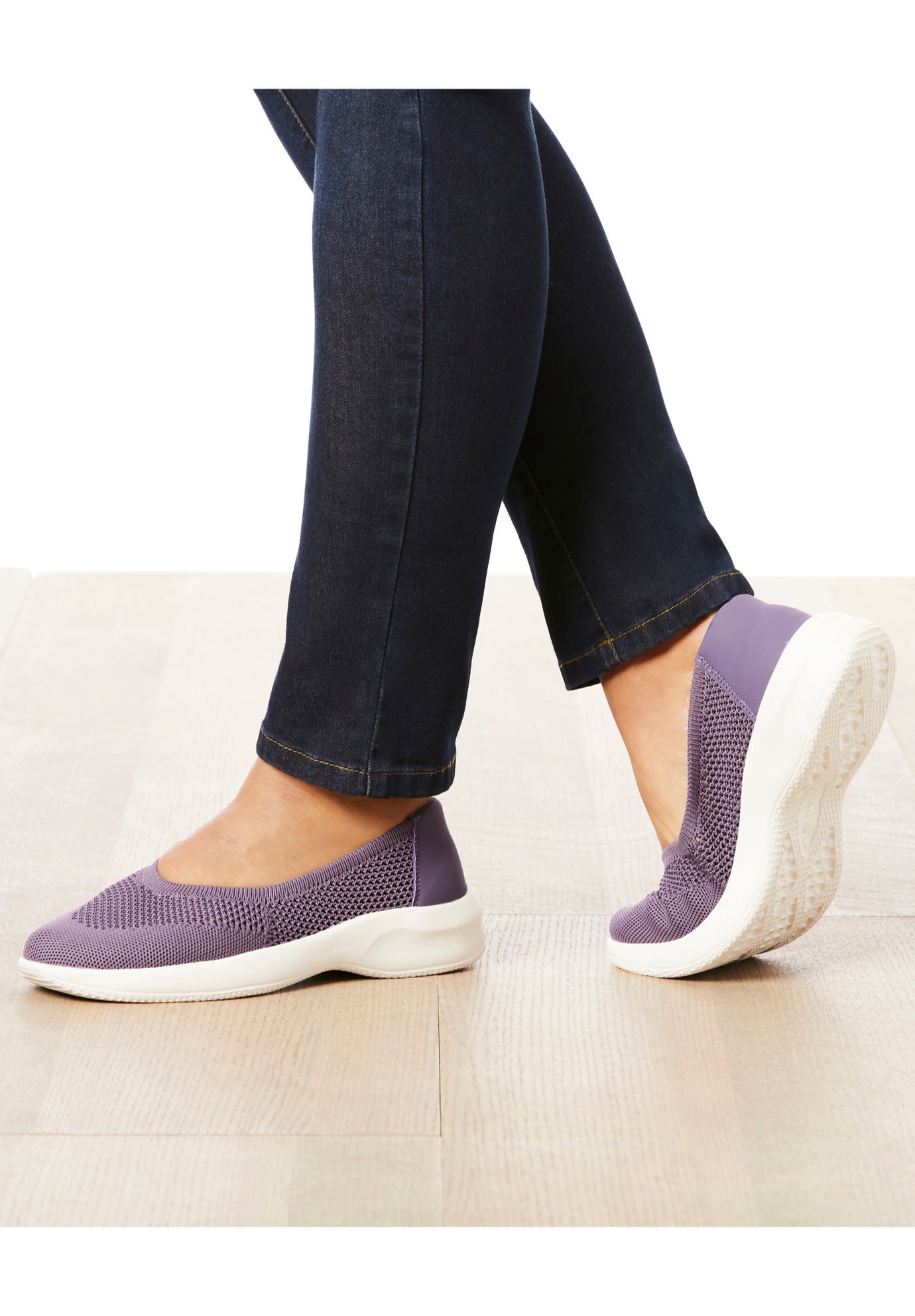 CV Sport Laney Slip On Sneaker image number 7