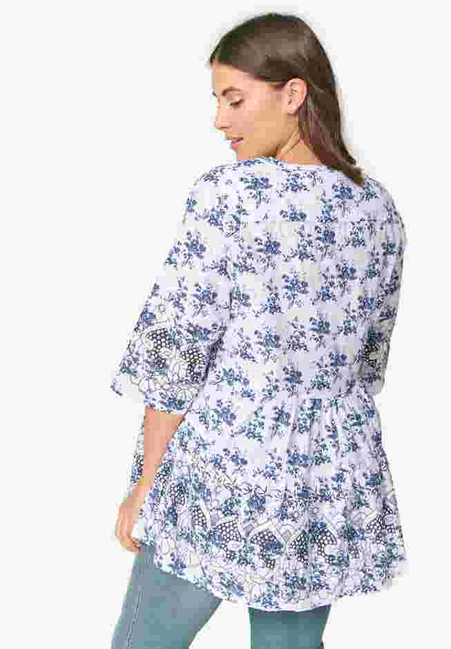 Tiered Floral 3/4 Sleeve Tunic image number 1
