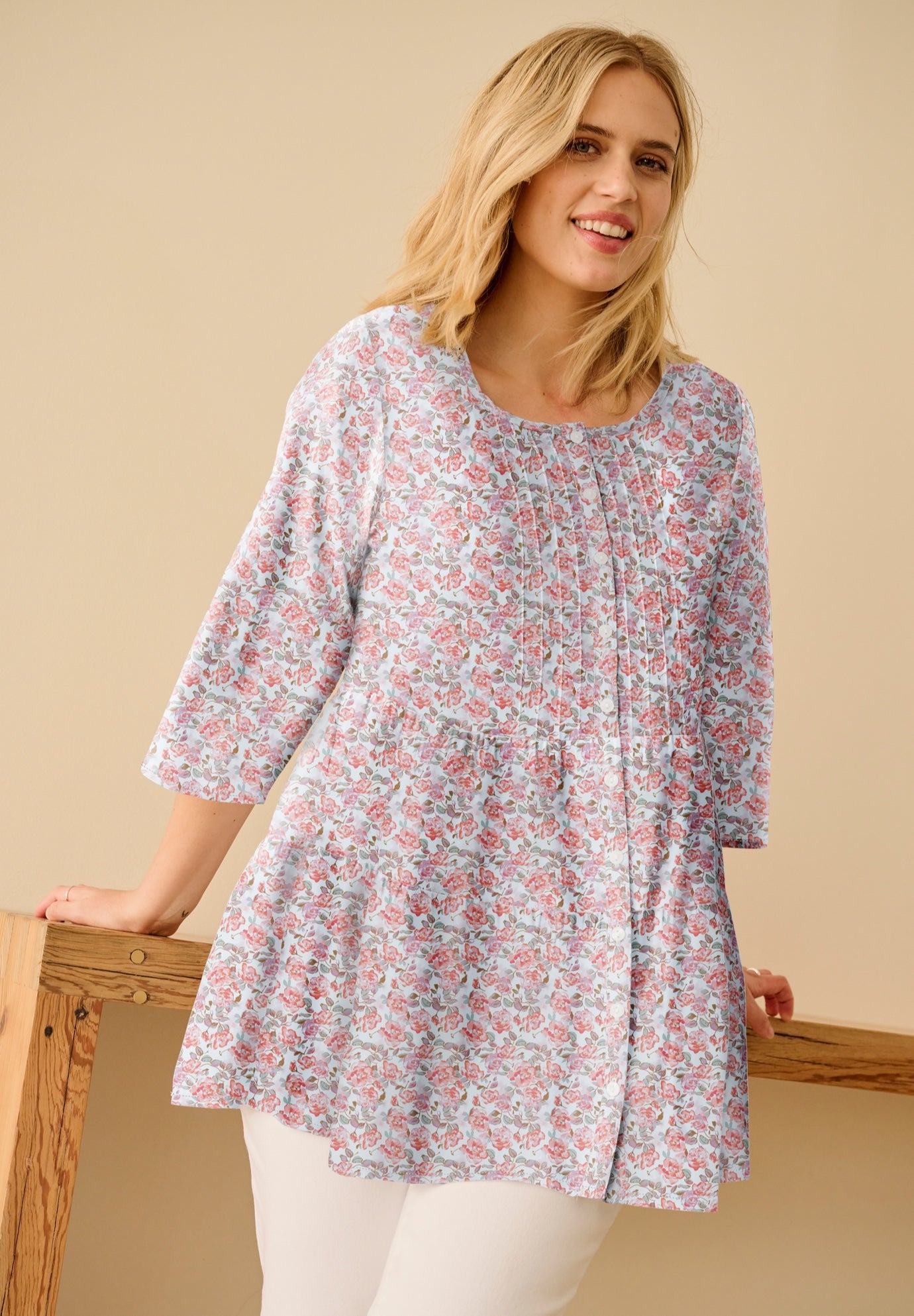 Tiered Floral 3/4 Sleeve Tunic image number 0