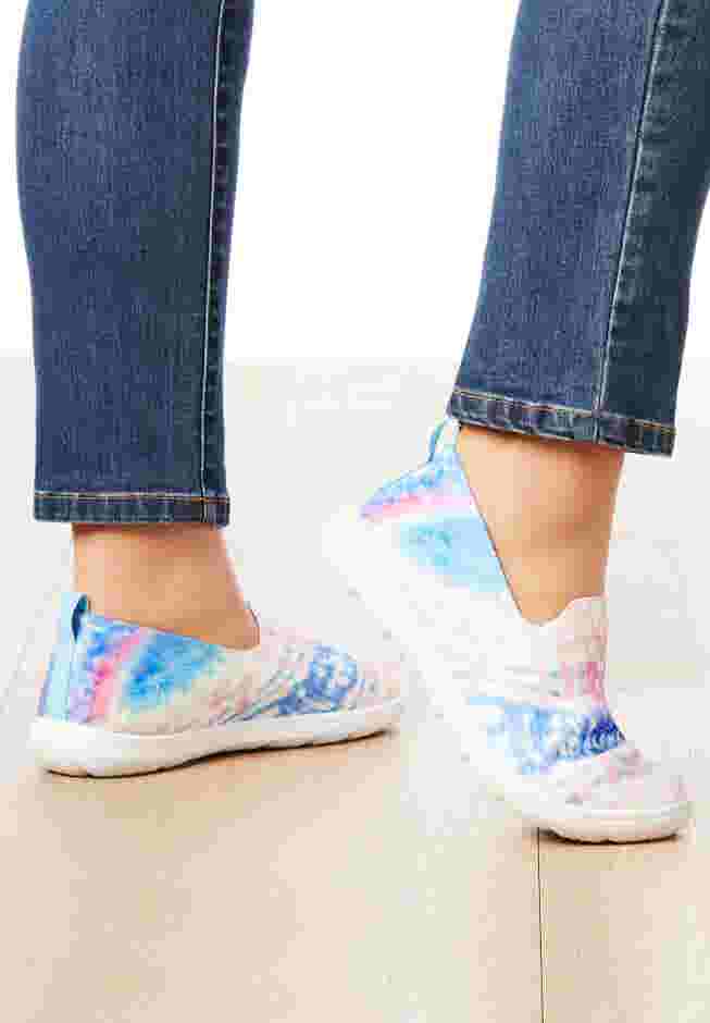 CV Sport Carroll Sneaker By Comfortview image number 6