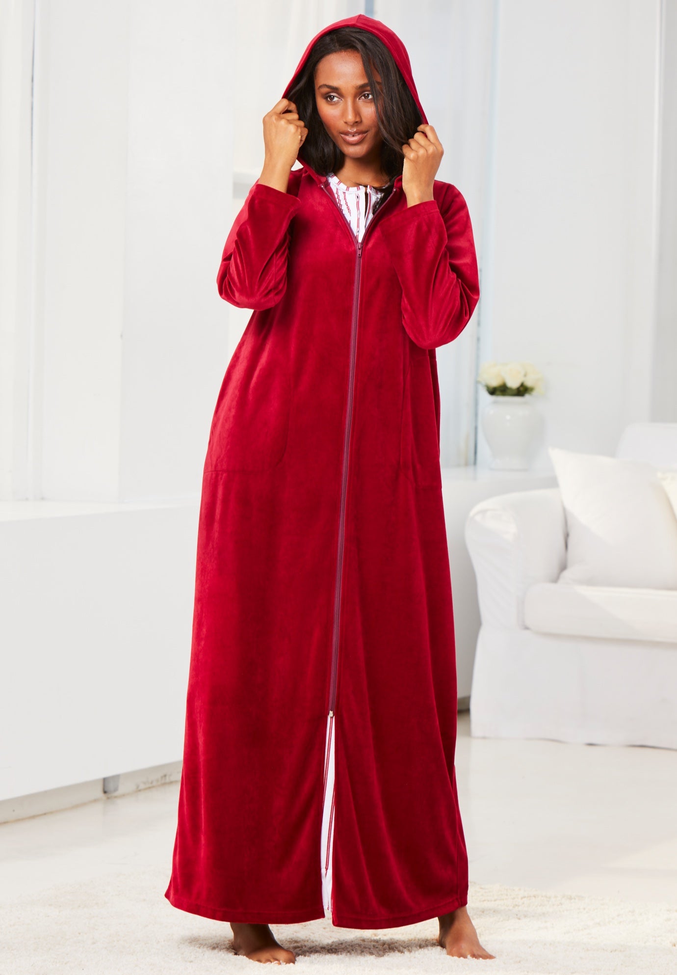 Dreams & Co® Hooded Velour Robe image number 0