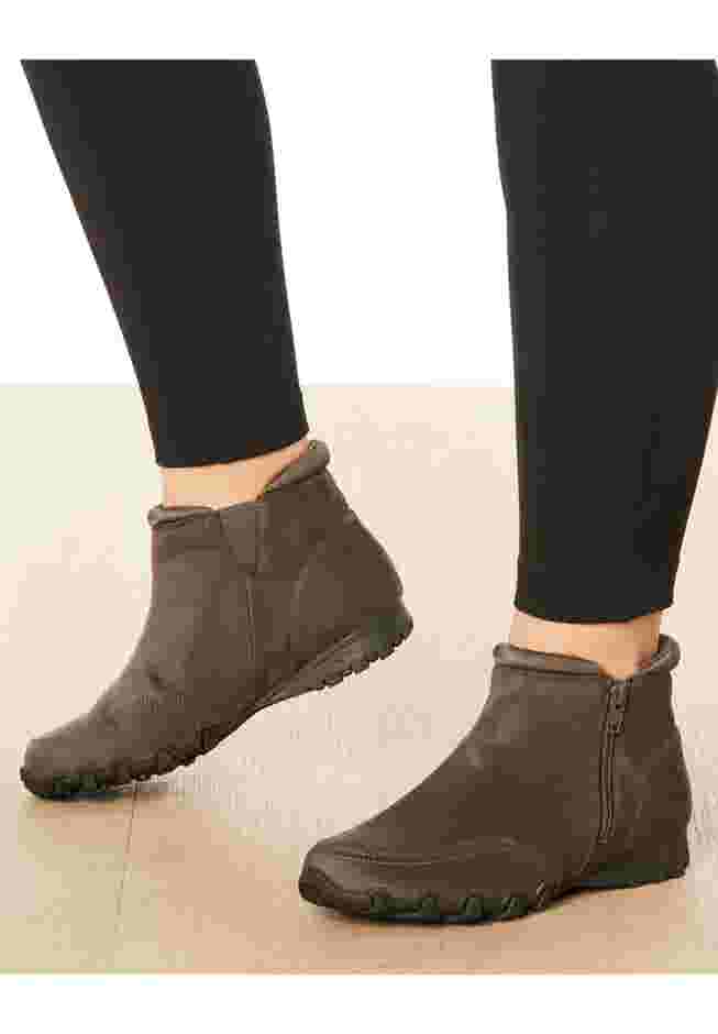 The Ash Shootie  image number 9
