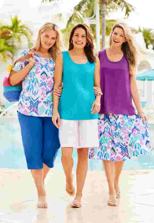 Short-Sleeve V-Neck Shirred Tee image number 6
