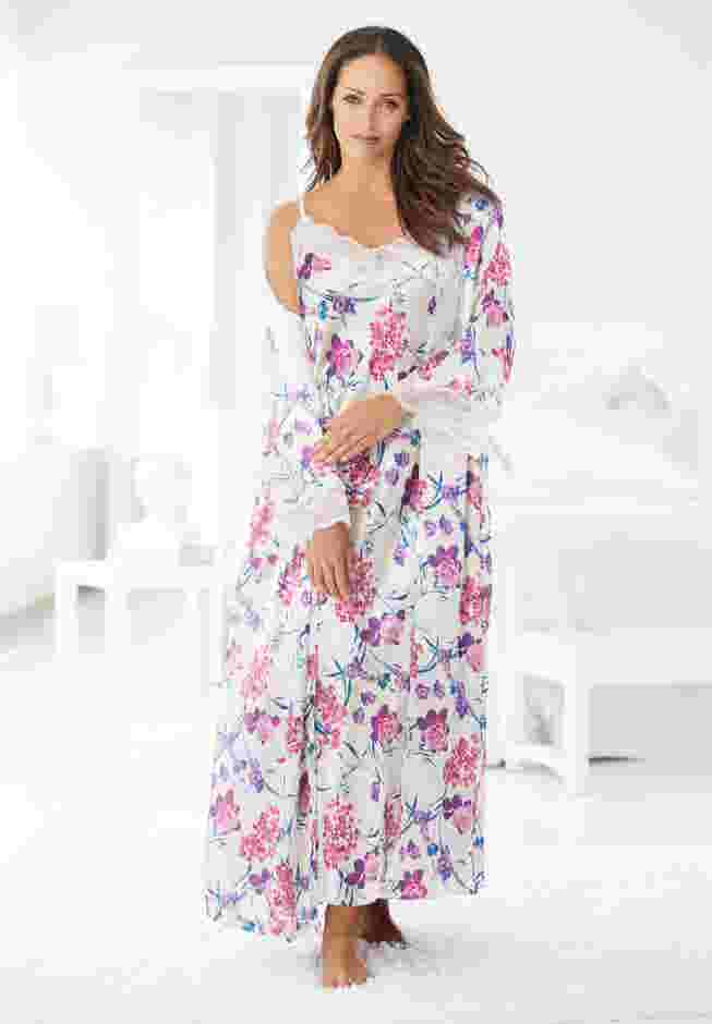 The Luxe Satin Long Peignoir Set image number 4