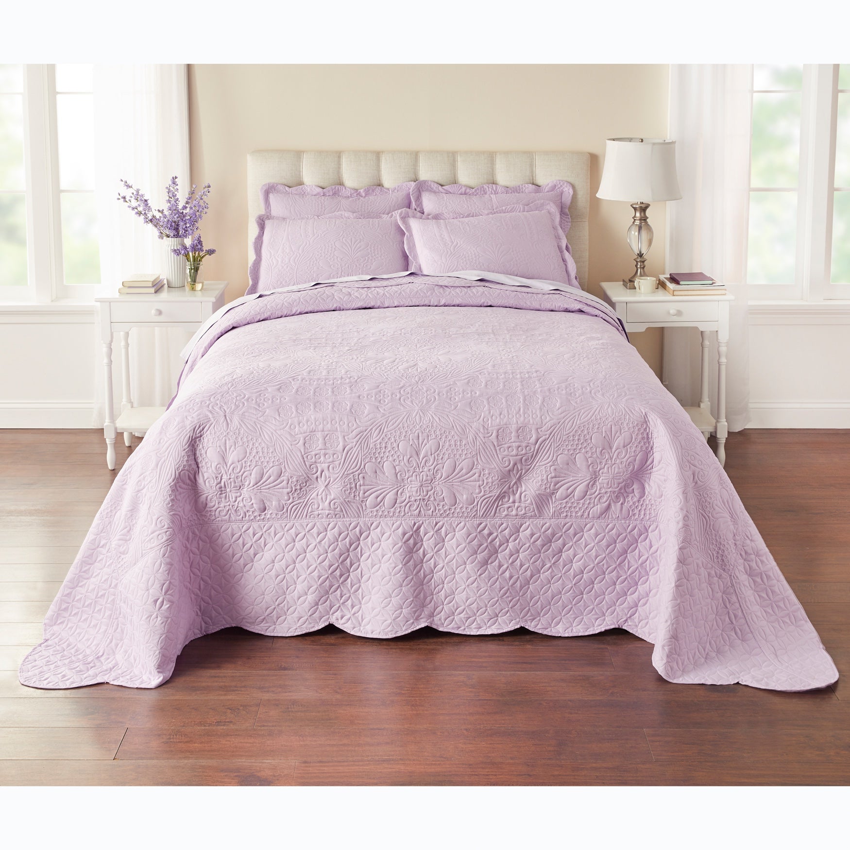 Lily Damask Bedspread image number 0