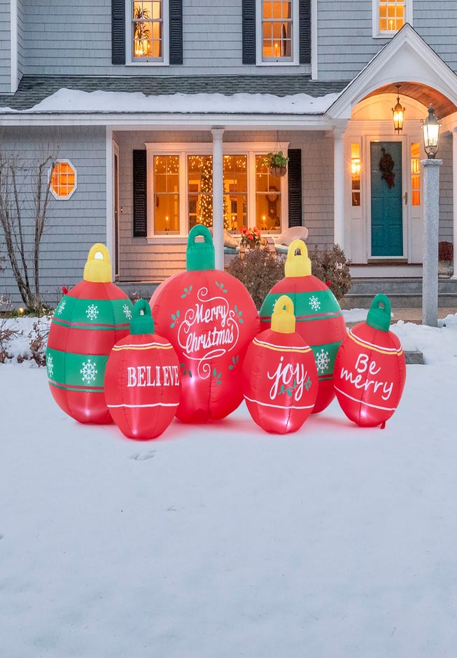 Christmas Inflatable Ornaments-Gift Boxes image number 0