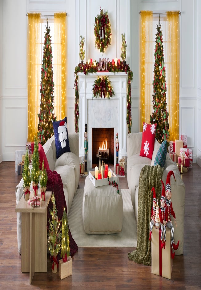 26" Pre-Lit Bordeaux Wreath image number 3