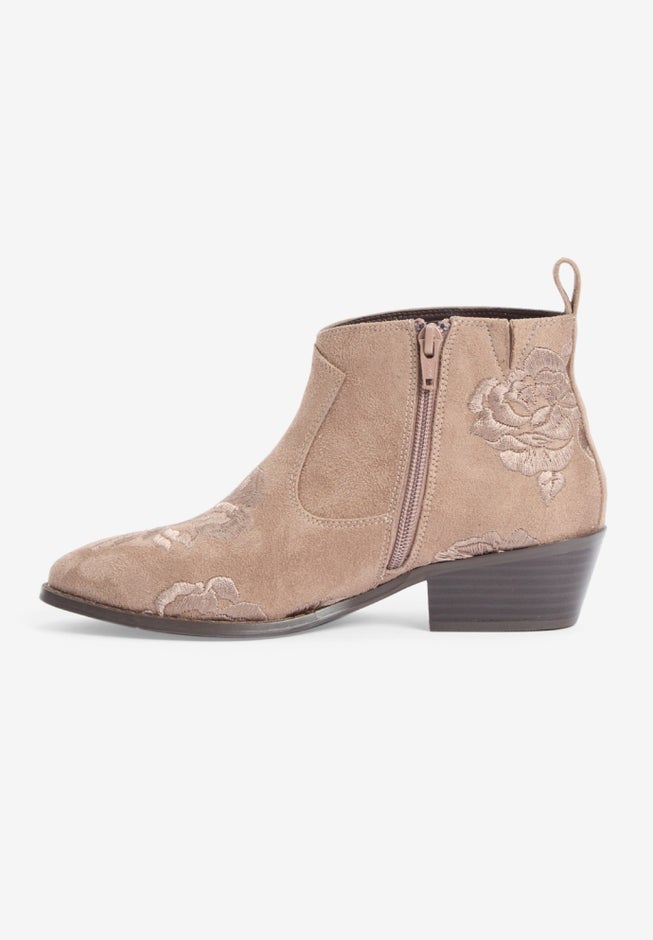 The Gwyneth Bootie image number 3