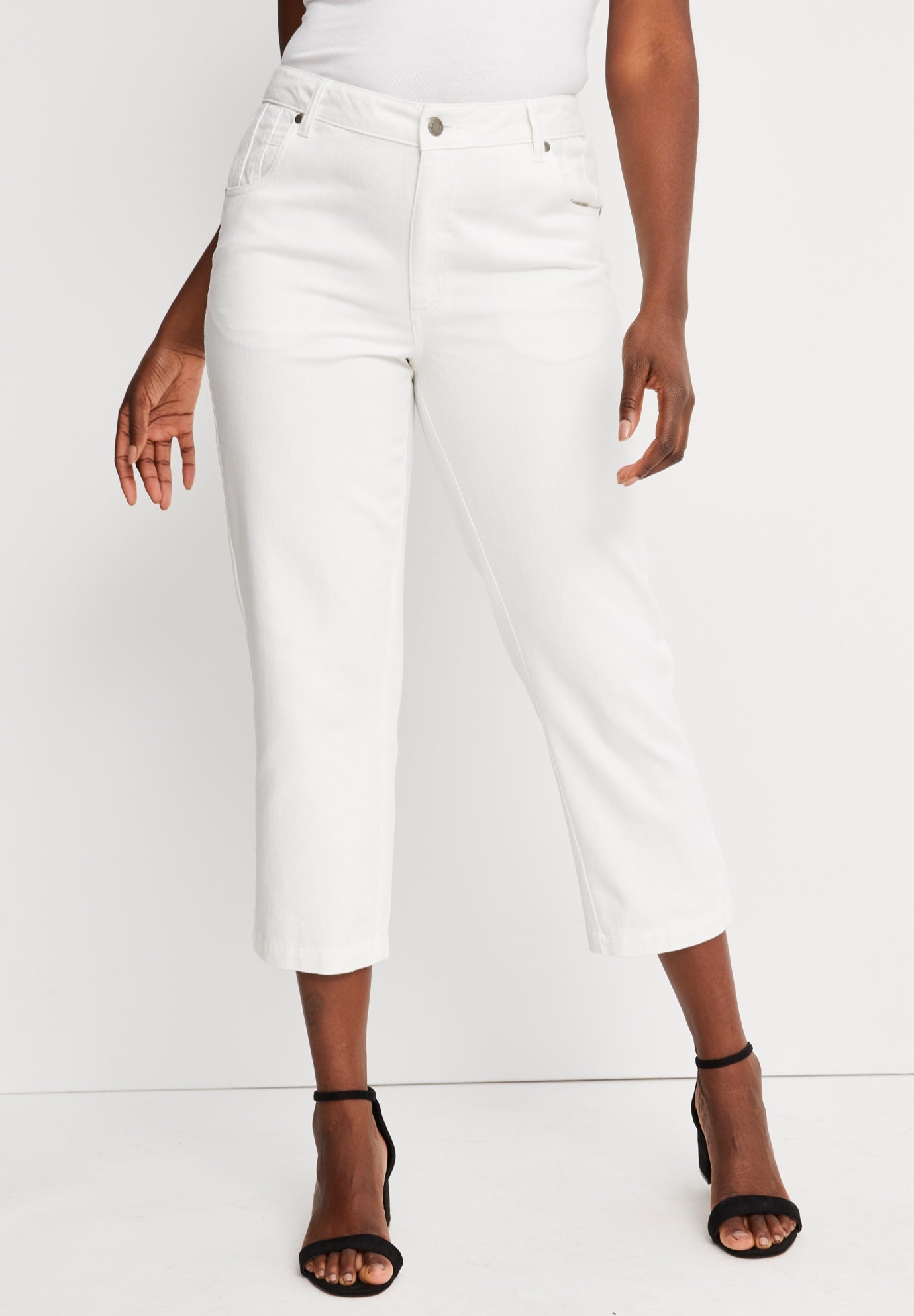 Classic Cotton Denim Capri image number 0