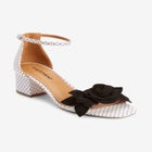 The Ona Sandal image number null