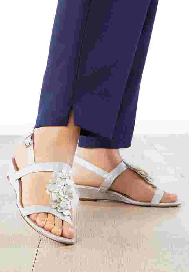 The Carina Slingback  image number 9