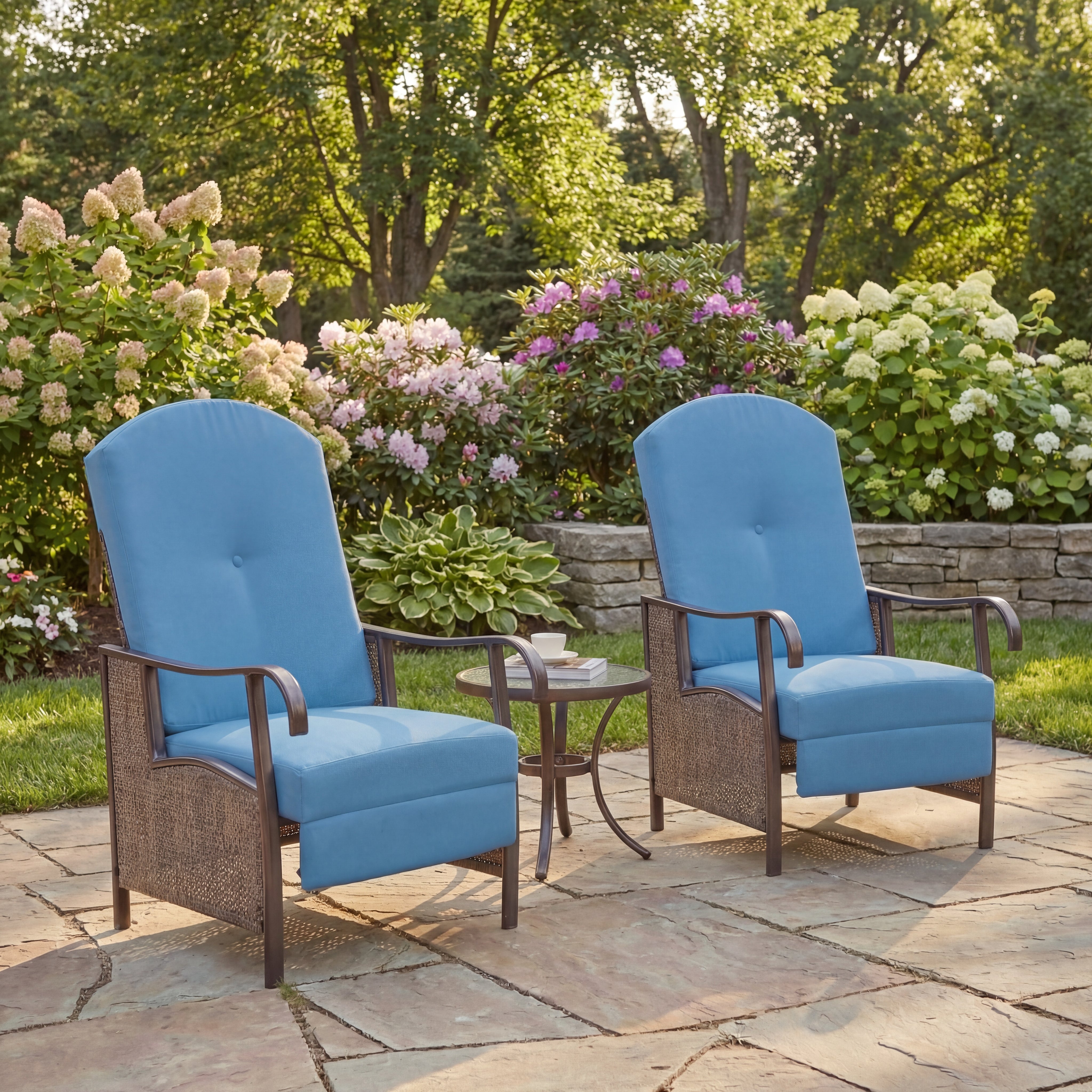 Oversized Outdoor Recliner image number 1