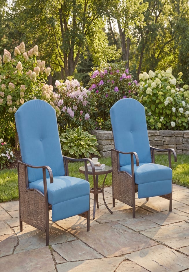 Oversized Outdoor Recliner image number 1