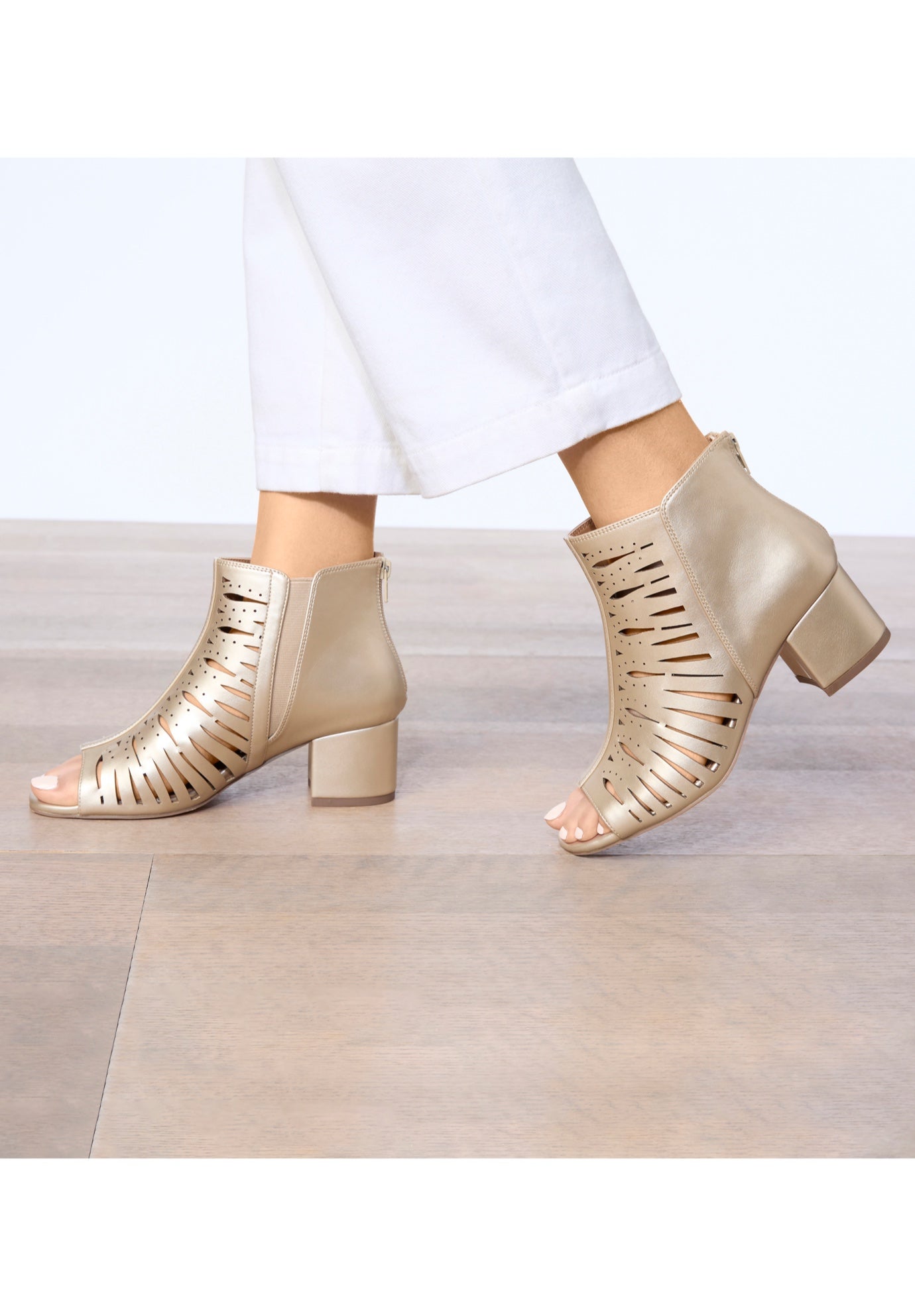 The Taylor Shootie image number 7