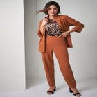 Knit Crepe Winged Collar Set image number null