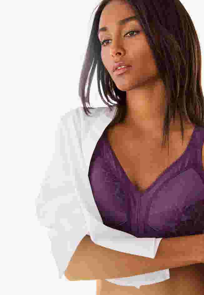 Playtex® 18 Hour Ultimate Shoulder Comfort Wireless Bra 4693 image number 4