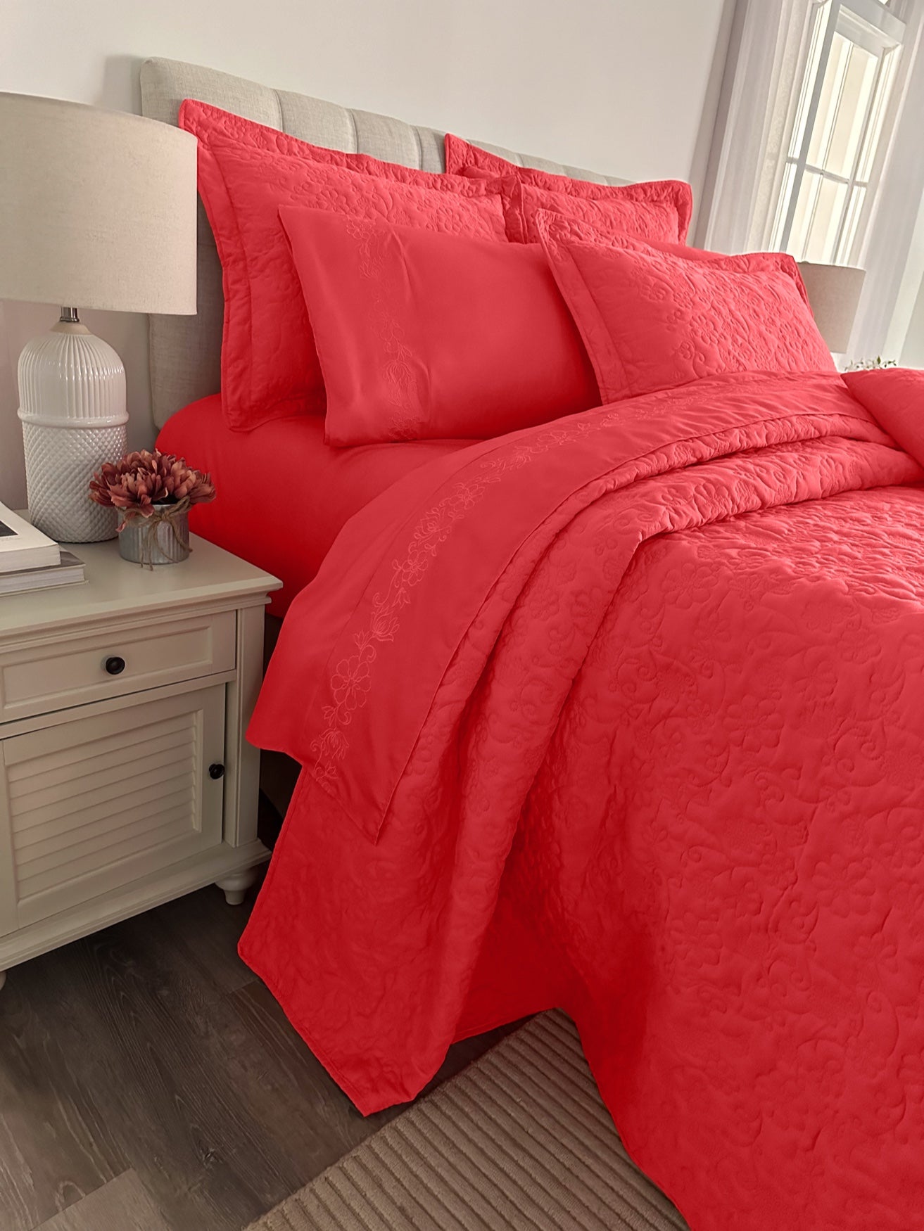 Anna Bedspread image number 1